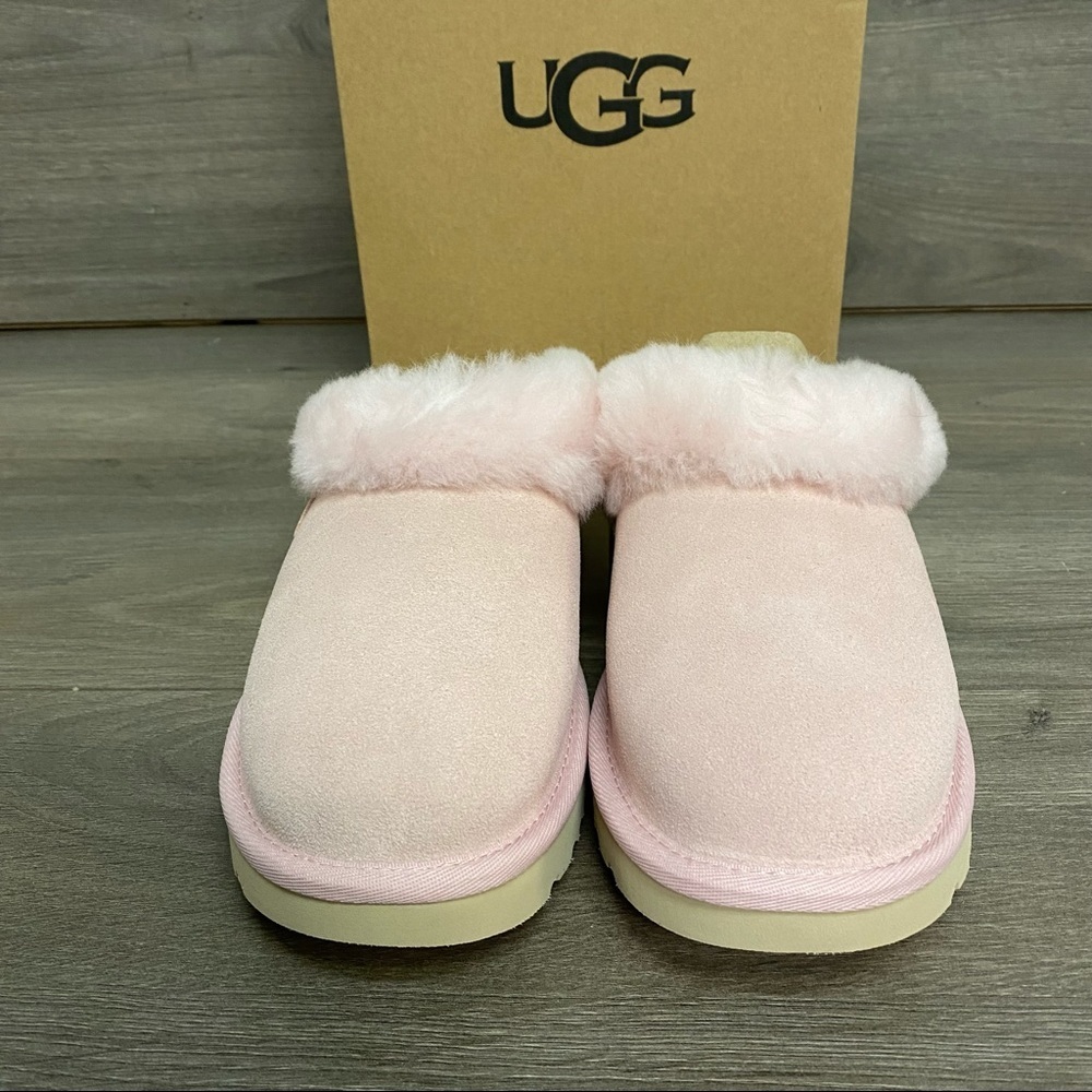 UGG | Cluggette Sheepskin Suede Slippers Pink Cloud LIMITED STOCK Valentines Day - Picture 2 of 11